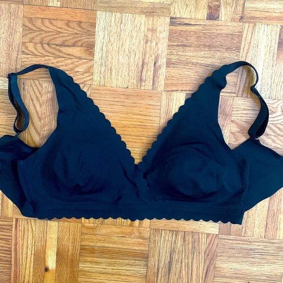 Seamless Black Bra by George - L/G - Picture 4 of 4